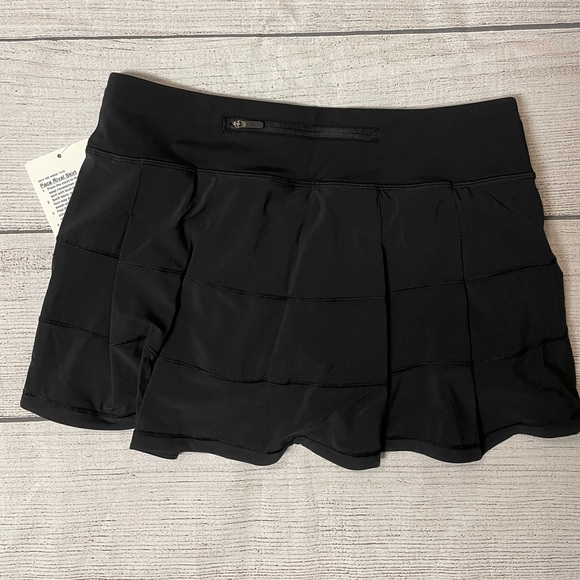 lululemon athletica Dresses & Skirts - NWT Lululemon Pace Rival Skirt Mid Rise Black 8 R